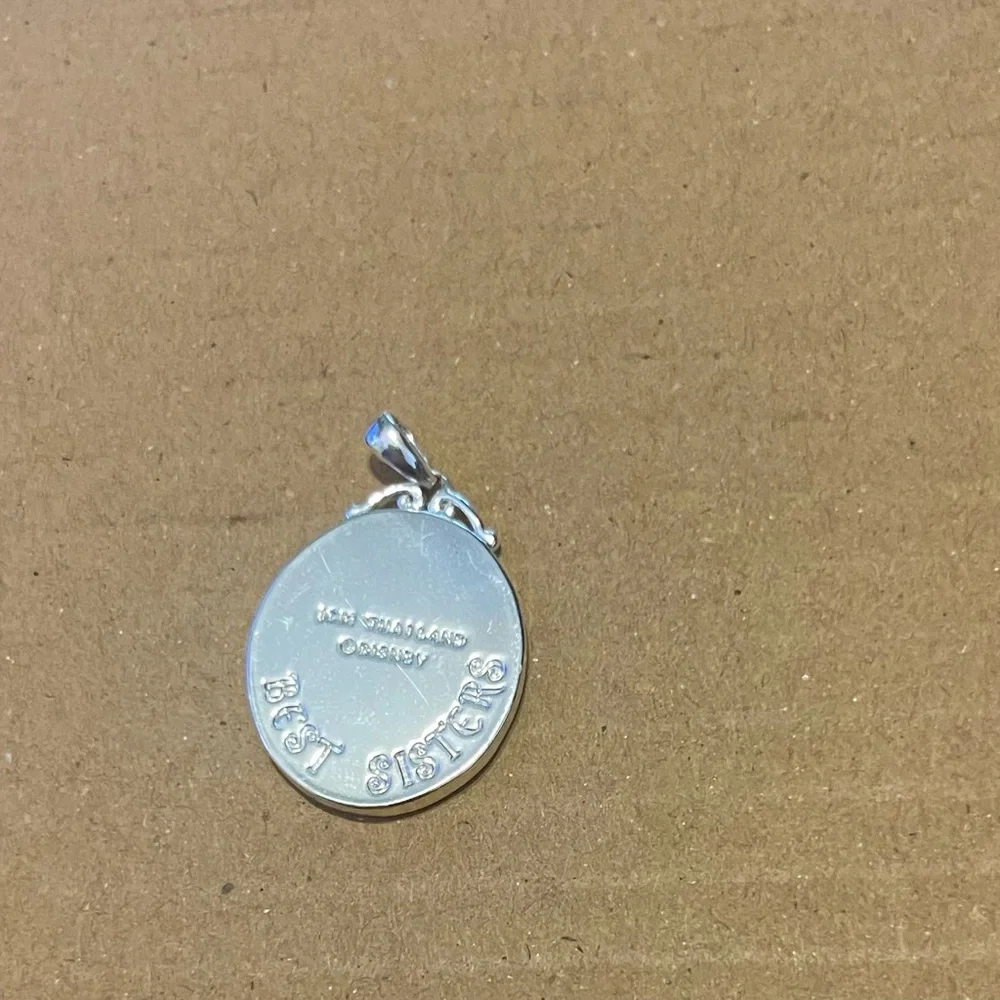 Frozen Sisters Character Pendant/charm